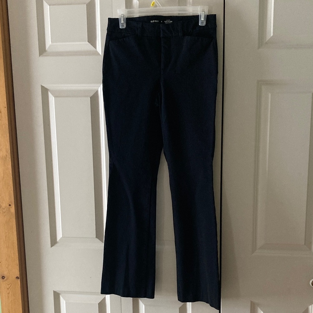 Old Navy High Rise Pixie Flare secret smooth pockets women 6 black pants classic
